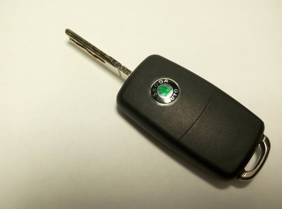 Викидний ключ (Flip Car Key) Skoda Octavia Tour 1