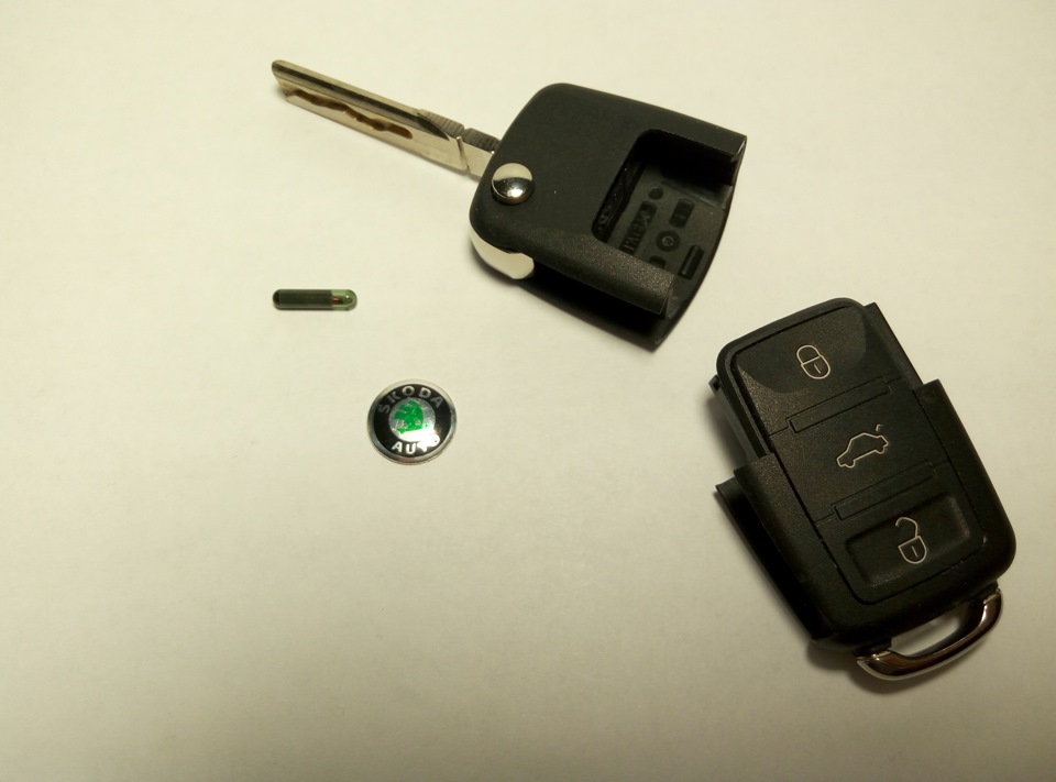 Викидний ключ (Flip Car Key) Skoda Octavia Tour 3