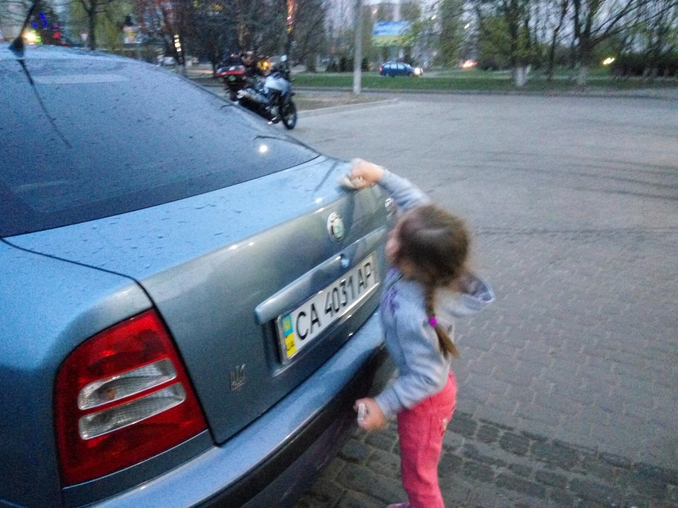 Помилки, ремонт сітки в багажнику ... 4