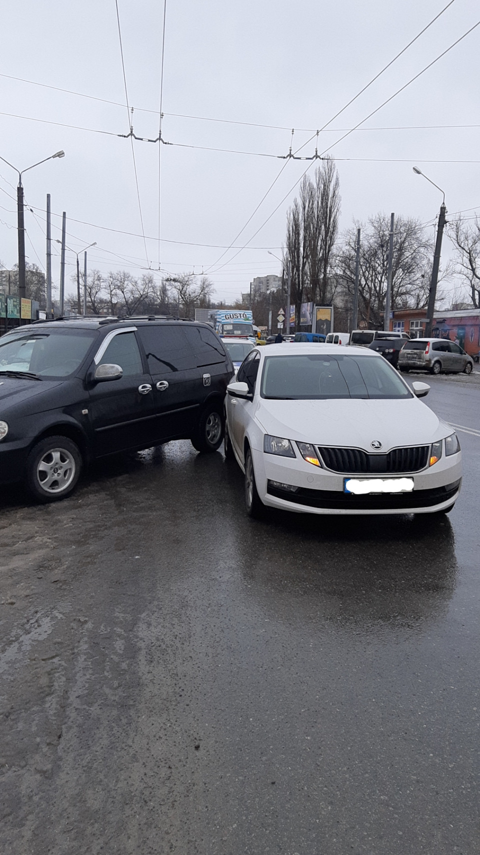 До цього призводить неуважність. ДТП 1