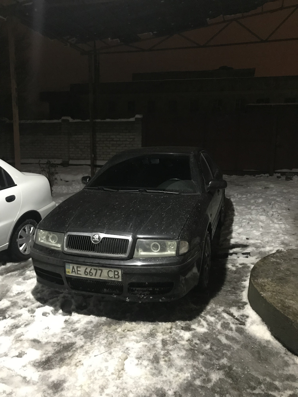 Фарбування фар і решітки 5
