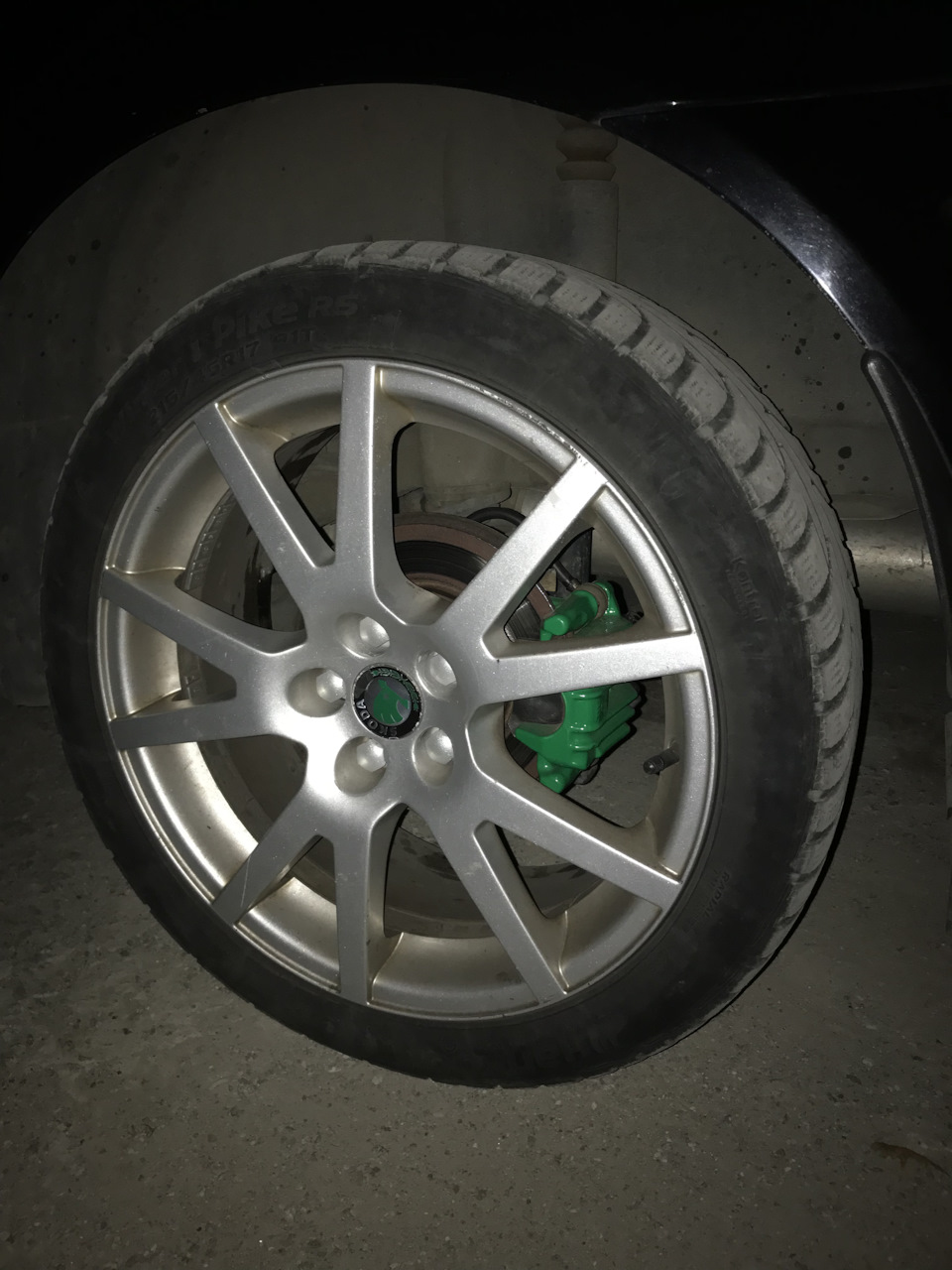 Фарбування задніх гальм 5