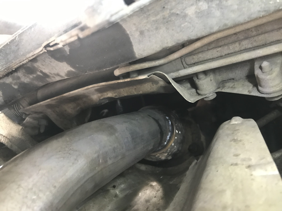 Встановив Downpipe та банку Saab 1