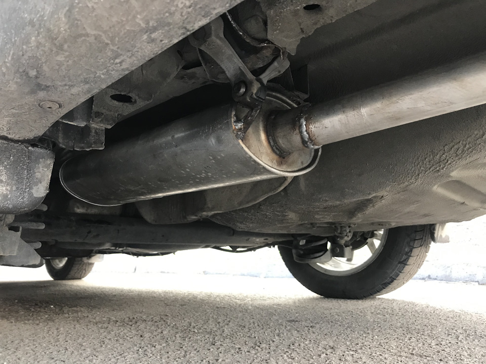Встановив Downpipe та банку Saab 2