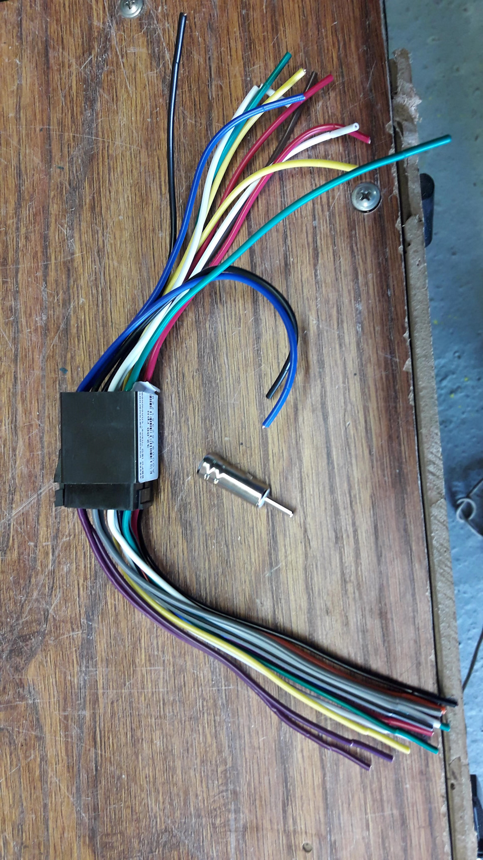 Cyclone 7045a 2din в Octavia 3