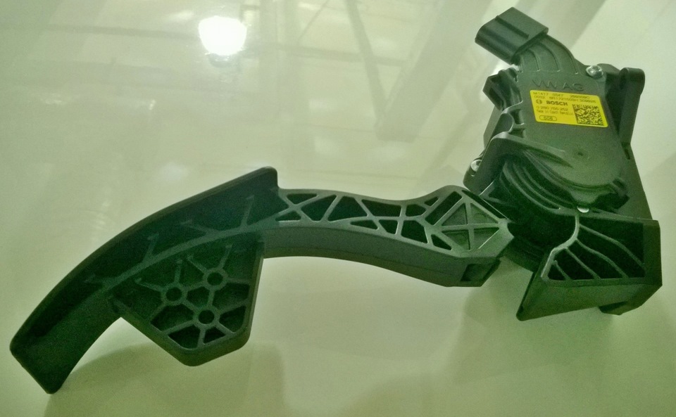 Гарантійна заміна педалі акселератора 1