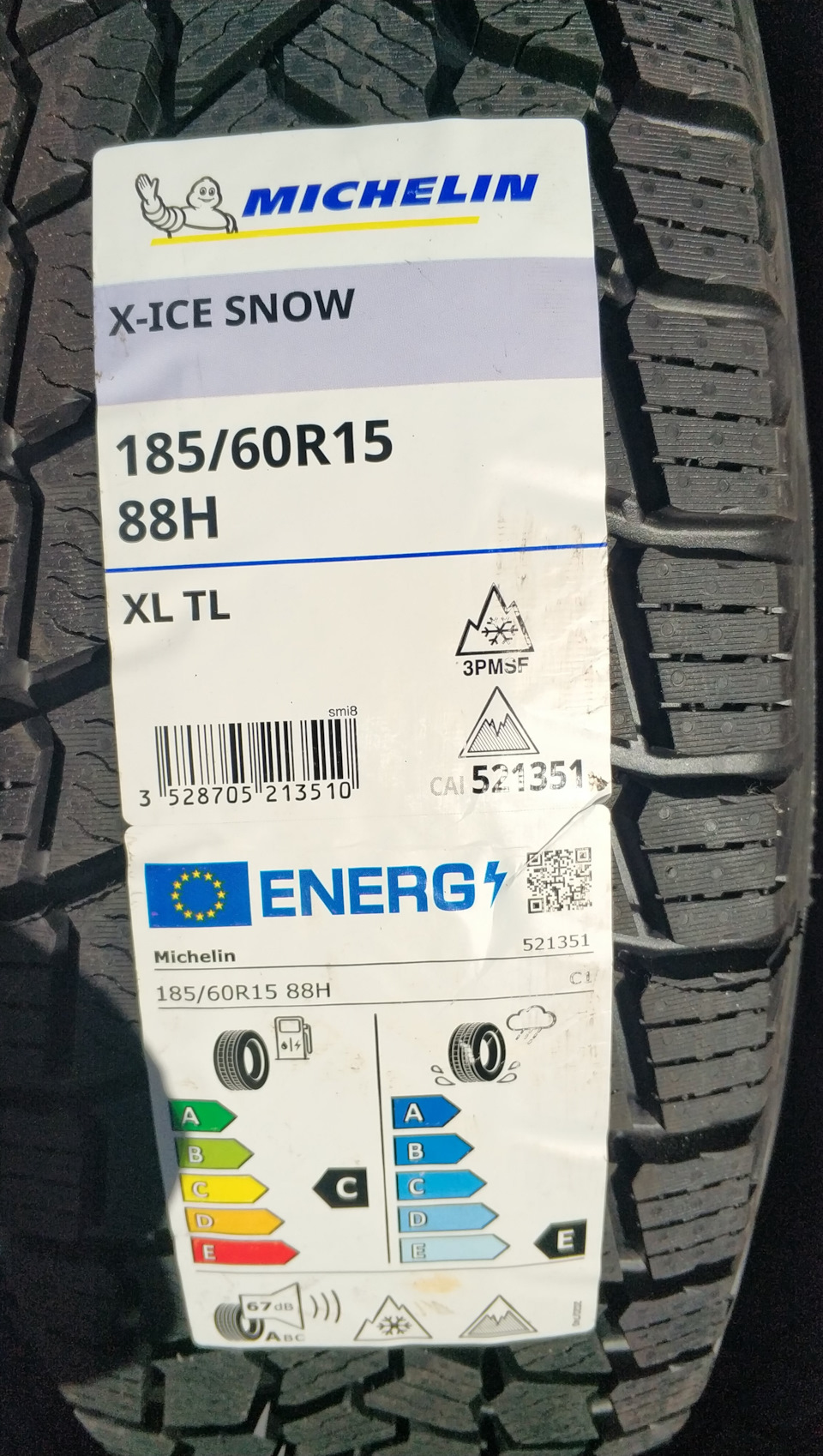 Зимова гума Michelin X-Ice Snow 185-60 R15 88H XL 1