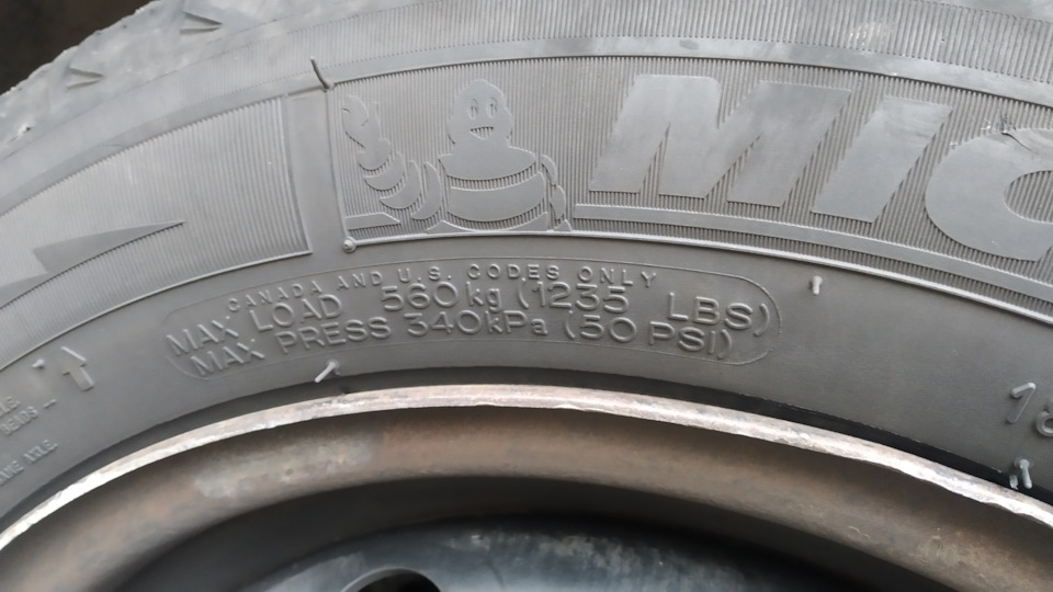 Заміна гуми на зимову Michelin X-Ice Xi3. 4
