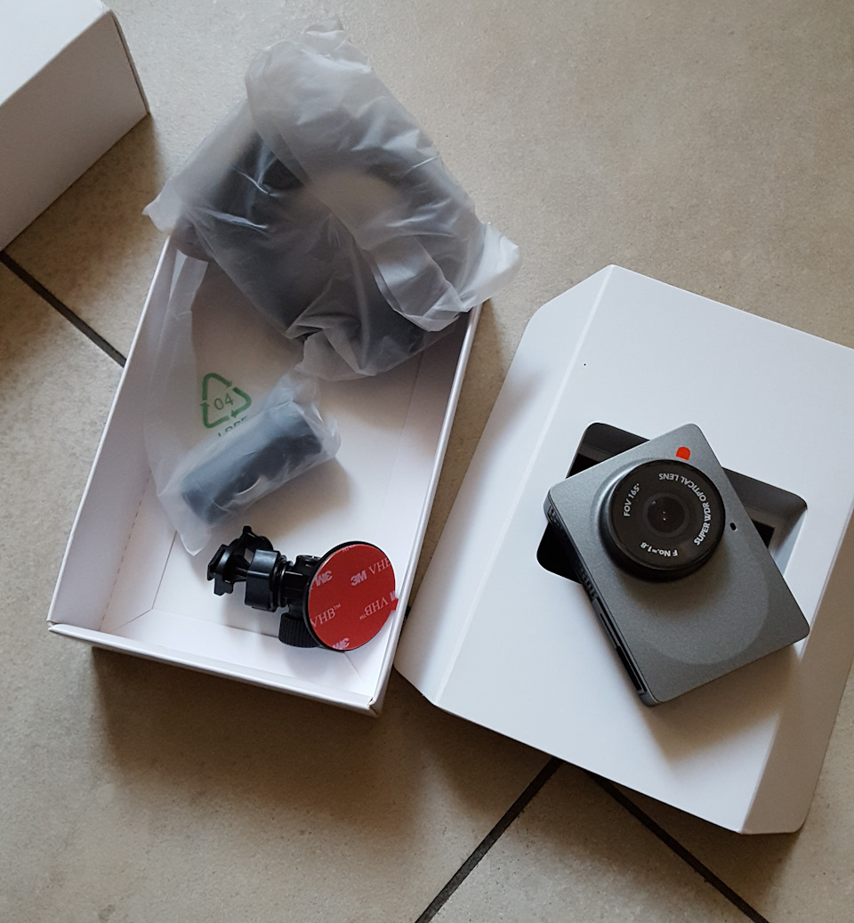 Третє око - Xiaomi Yi Car WiFi DVR 2