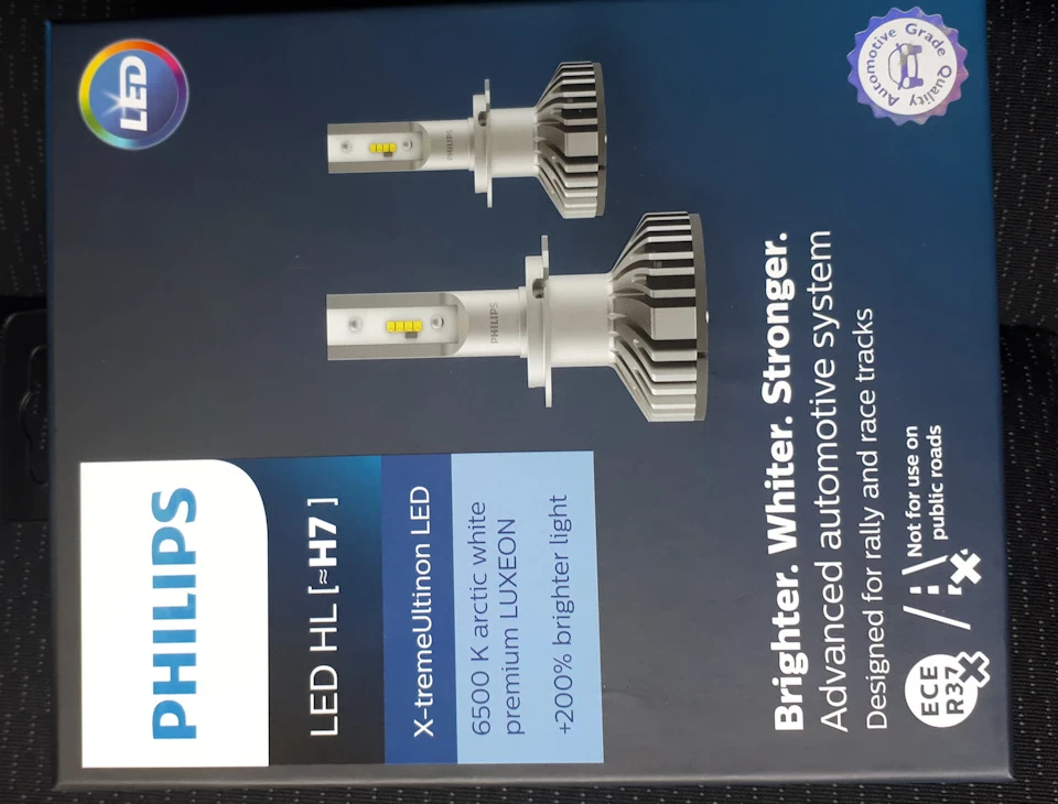 Led лампи Philips x-tremeUltinon H7 (арт. 12985BWX2) у ближнє світло