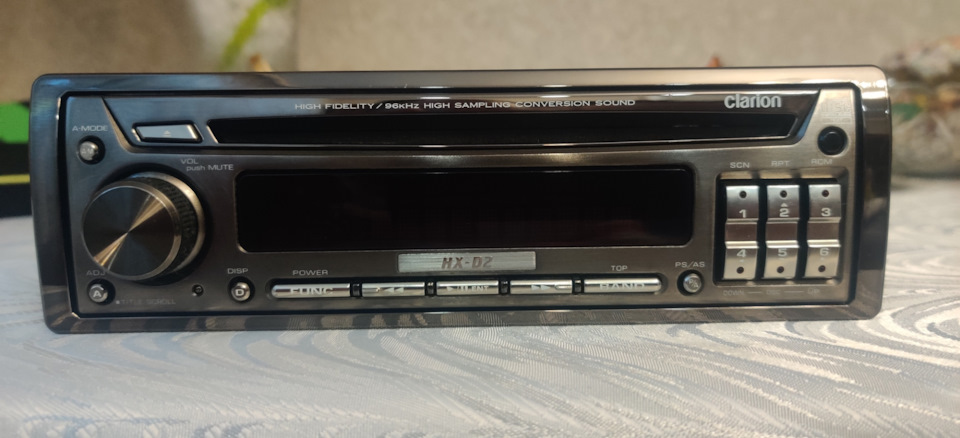 Продам магнітоли Clarion HX-D2 і Addzest 9255EXL 2