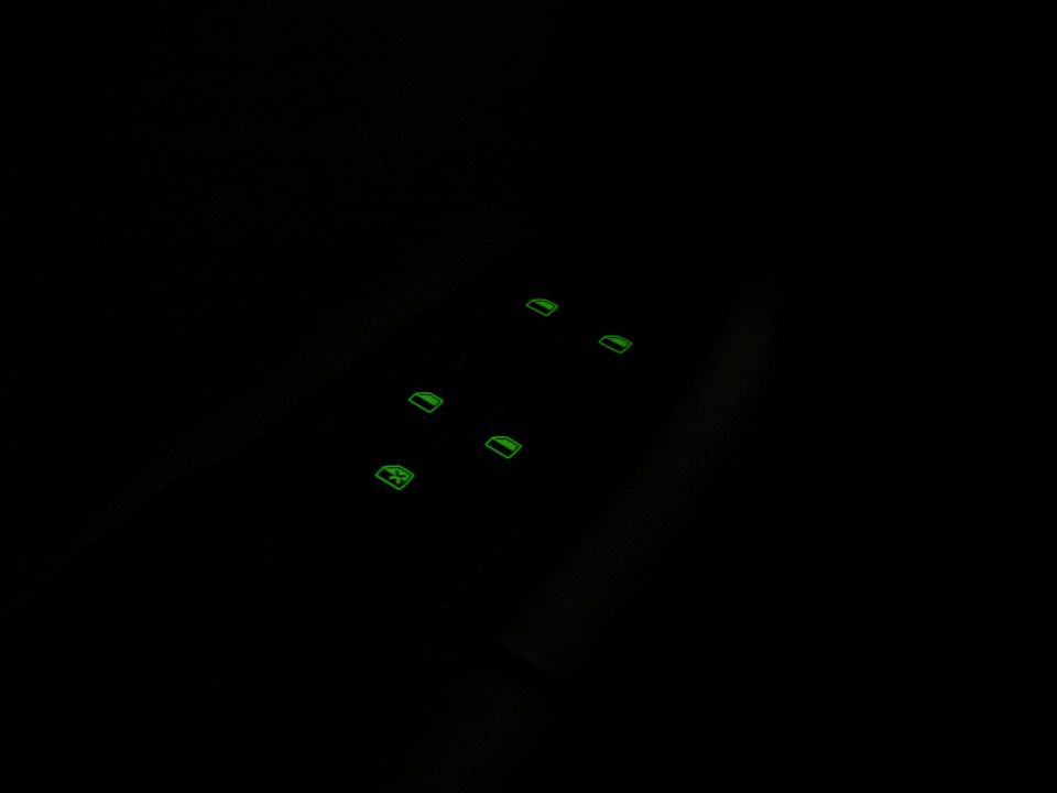 LED: Зміна підсвічування салону (Кнопки) 3