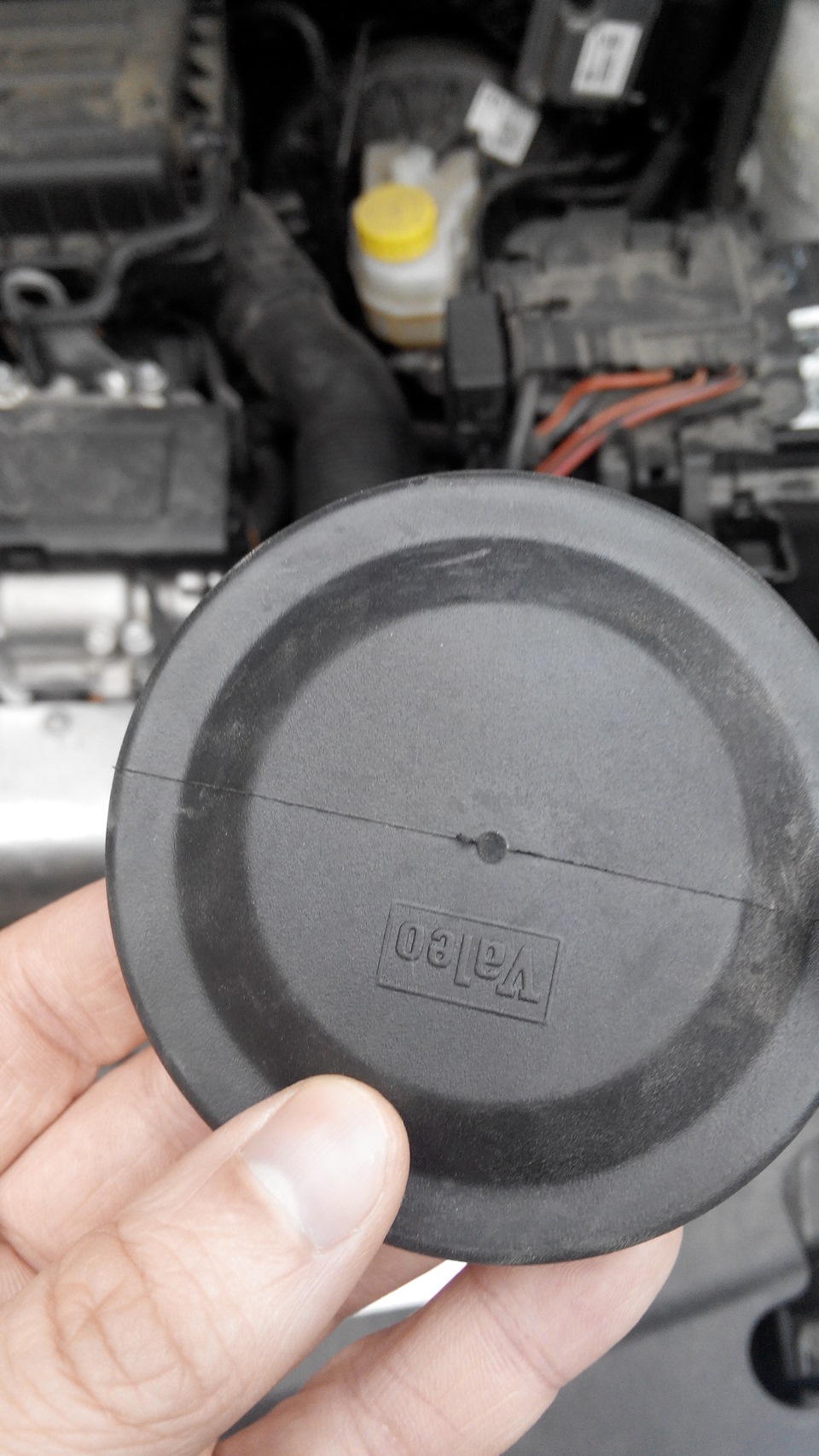 Допоможіть плиз з деталькою + продам непотрібну VAG 3AA941607 2