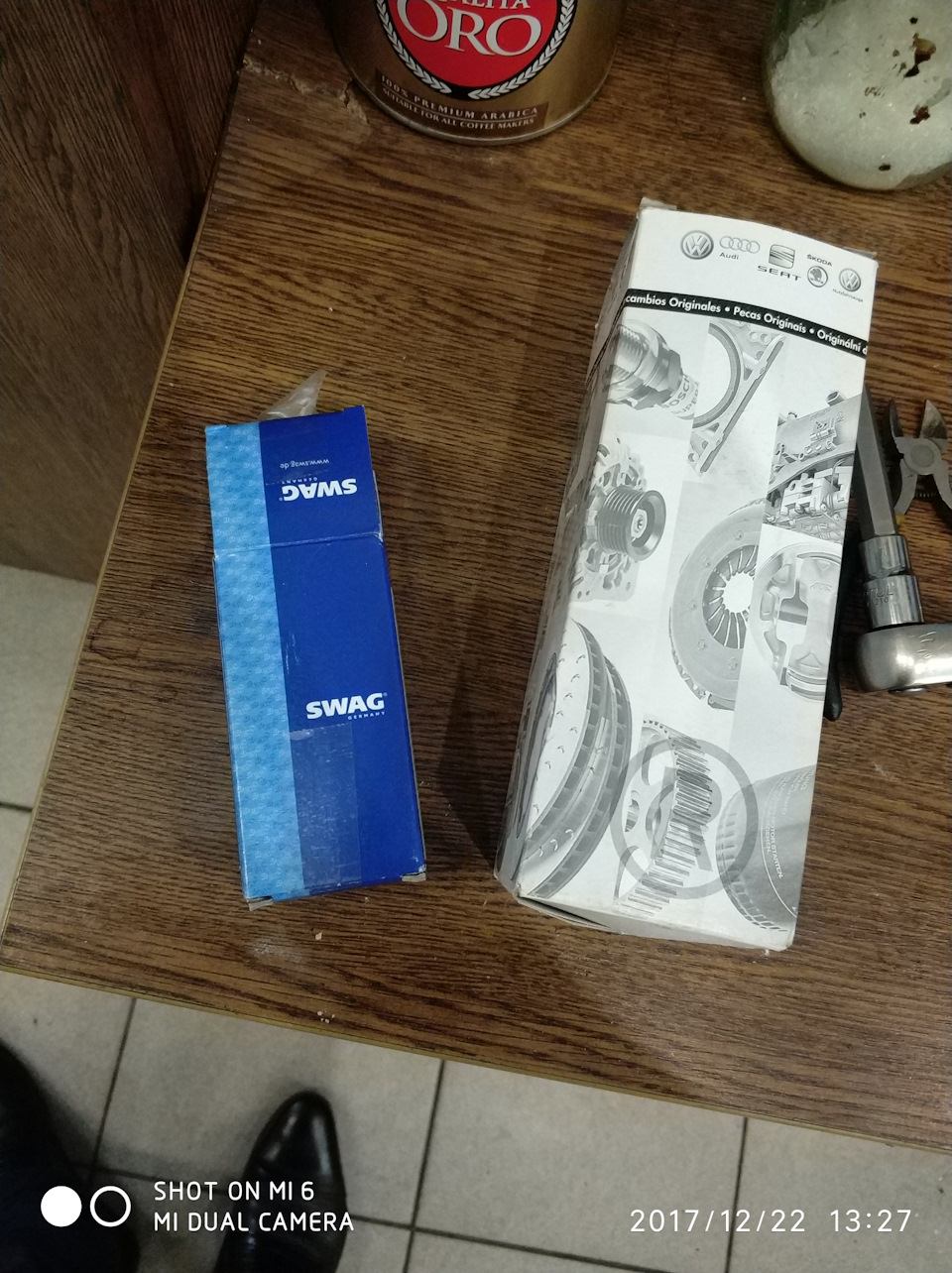 Знову стукає … 1