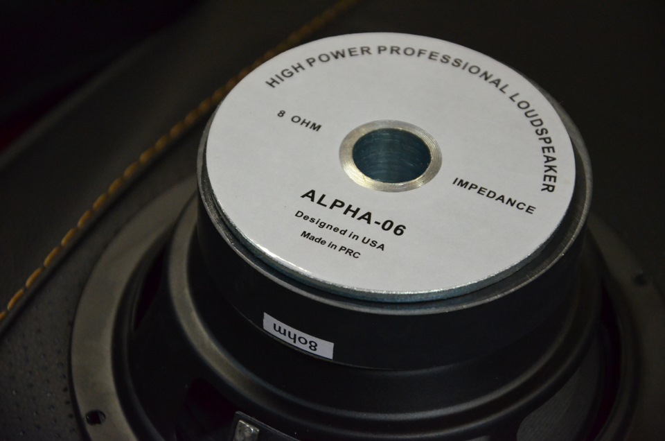 29… Динаміки в зад ALPHA-6 USA 2