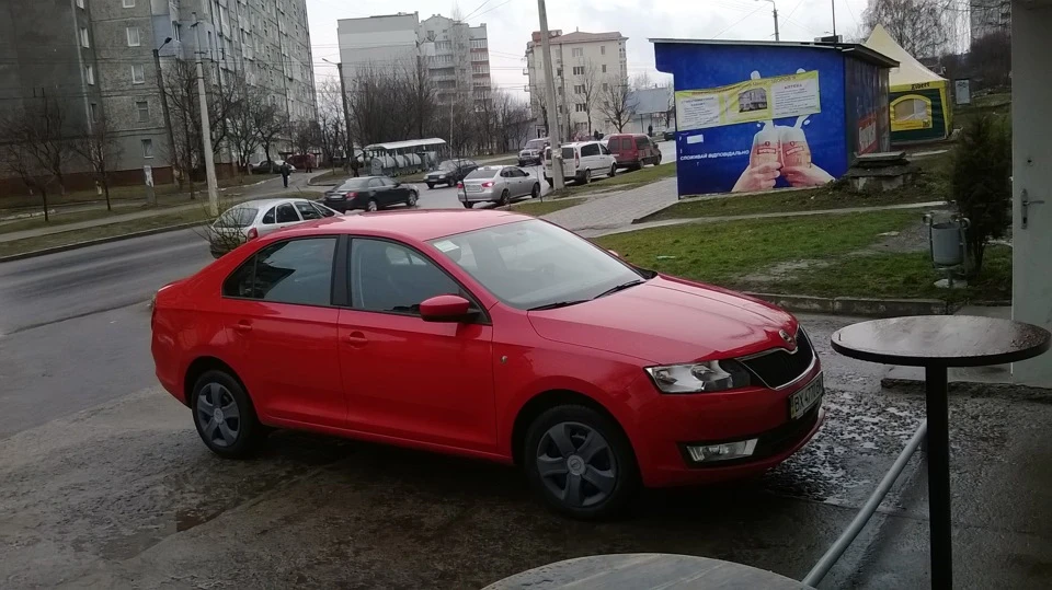 Нові ковпаки.