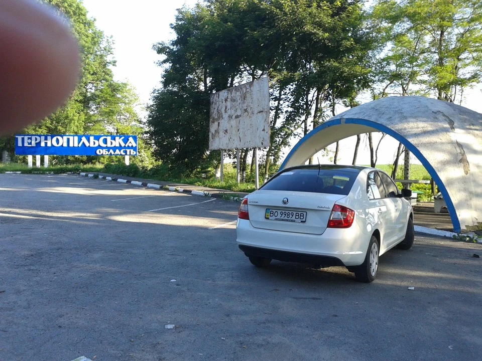 привал на межі областей