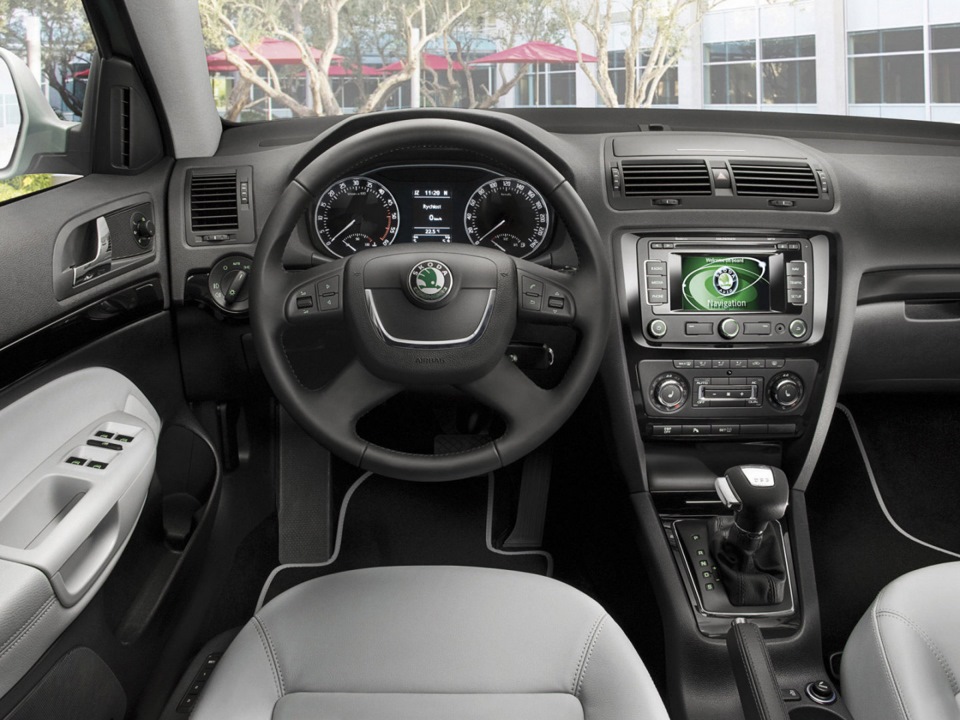 Підійде для Rapid магнітола AMUNDSEN+ від Octavia A5? 5