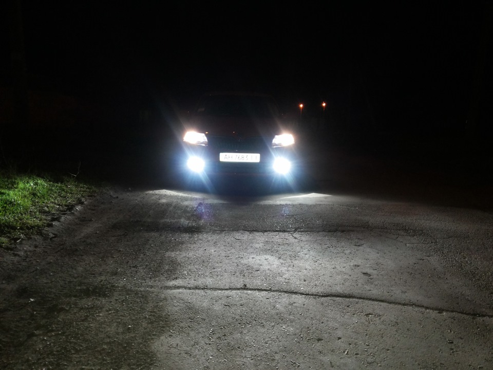 Ксенон в ПТФ 5000к 2