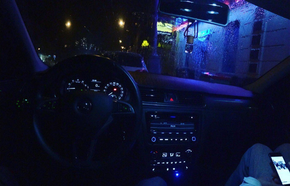 Перепаювання Led-ів салону