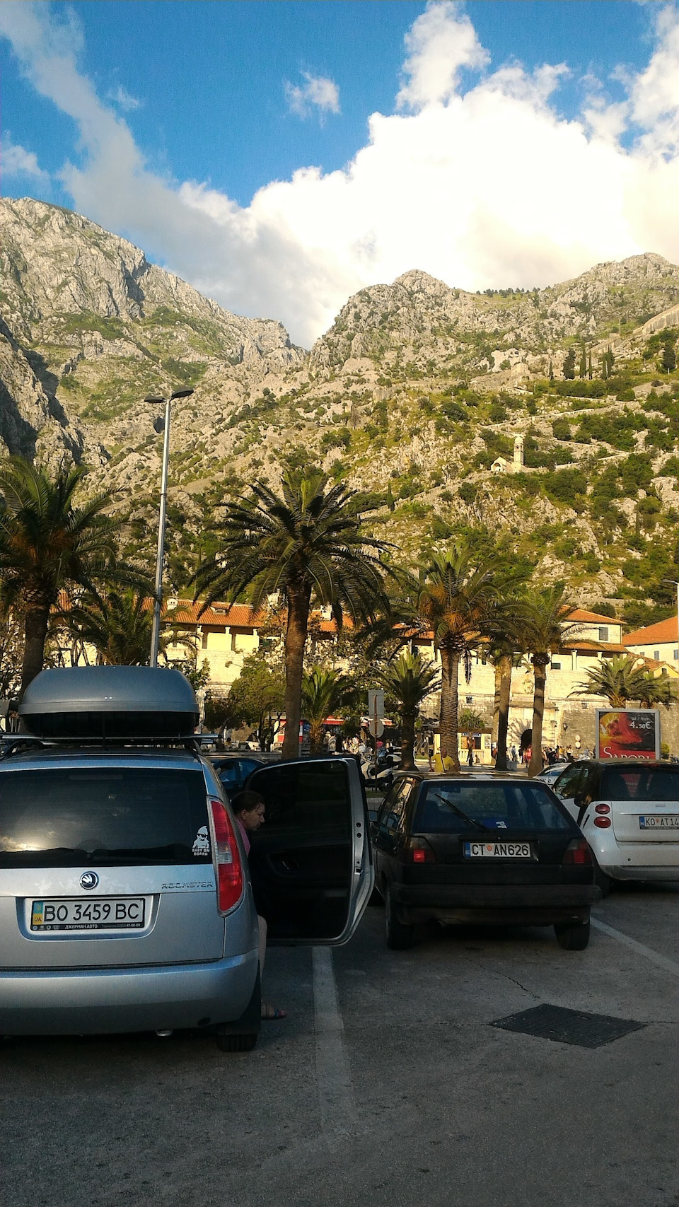 Montenegro або CRNA GORA 4750км 2