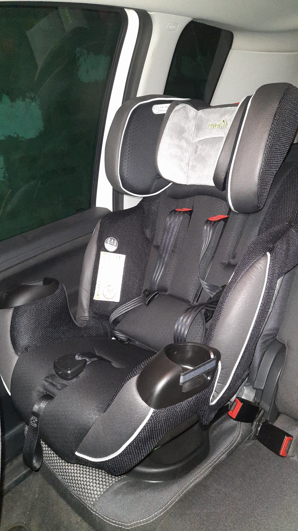 Дитяче автокрісло Evenflo Symphony DLX 4
