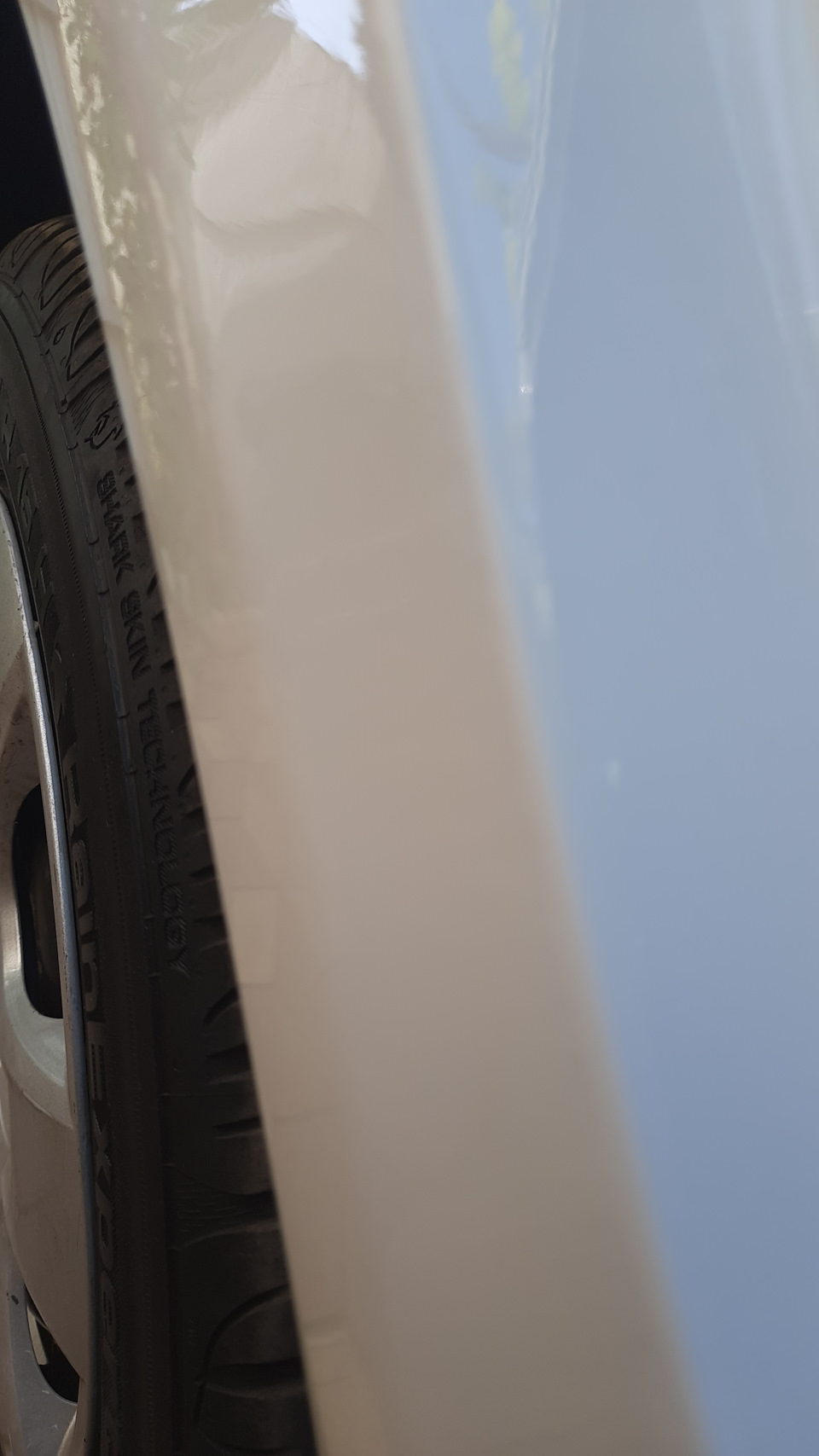Трохи вінілу після фарбування авто 3