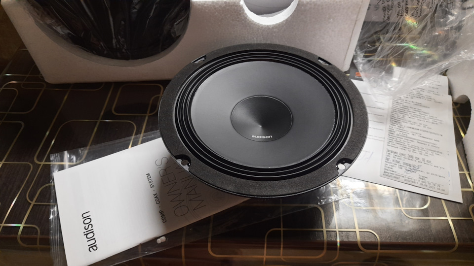 Заміна штатних передніх динаміків на Audison Prima AP 6.5 2