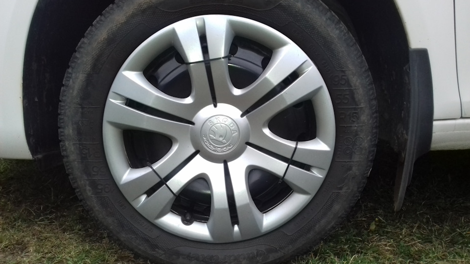 Оригінальні ковпаки Skoda - збираємо з двох комплектів один ... 5