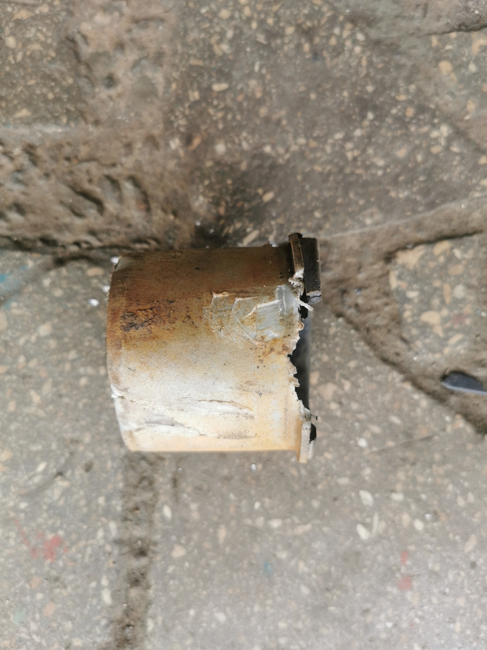 Сайлентблок задньої балки 3