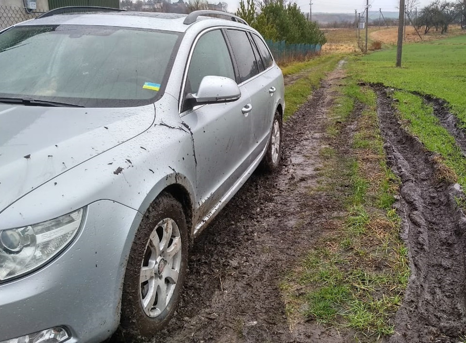 Літні шини 215/60 R16 4