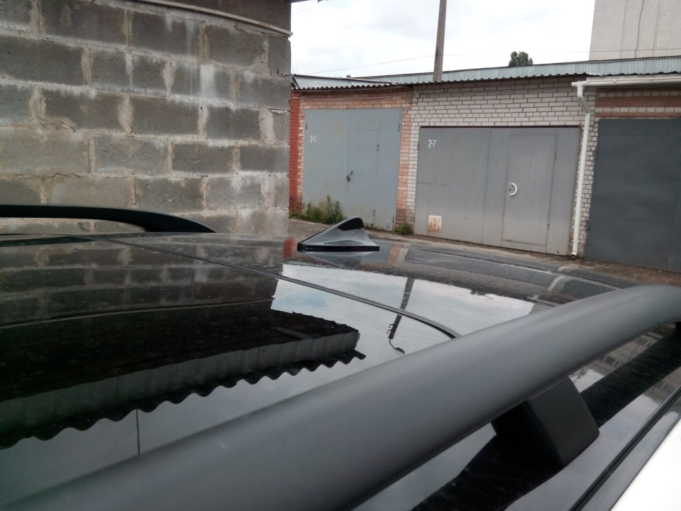 Плавник на дах 1