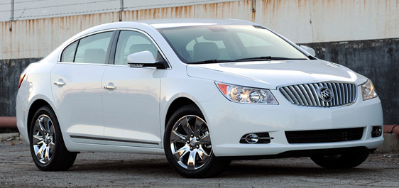 Поповнення в гаражі. Buick Lacrosse Hibrid. 1