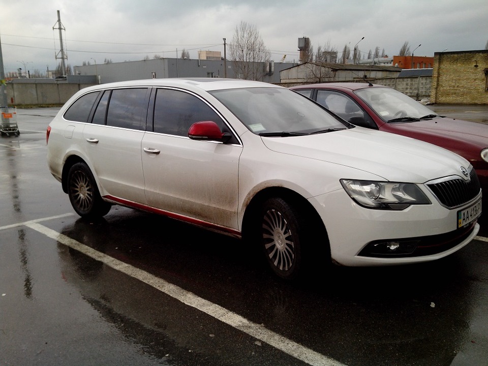 Skoda Superb Combi без рейтингів. Фото. 1
