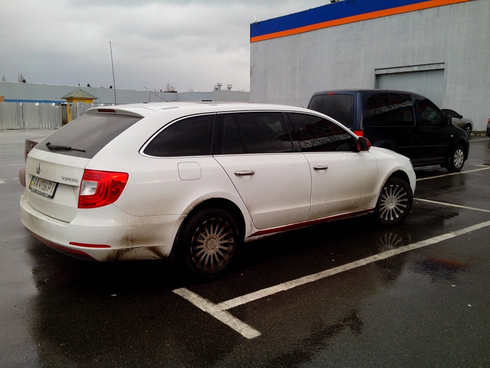 Skoda Superb Combi без рейтингів. Фото. 3
