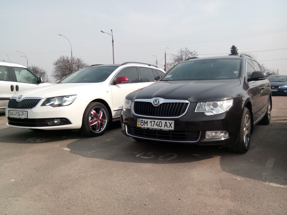 Порівняльна фотосесія Skoda Superb Combi II та Combi FL. 3