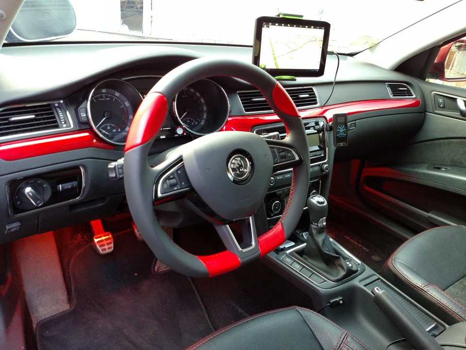 Зустрічайте! Мультируль трипроменевий RS RedLine 2
