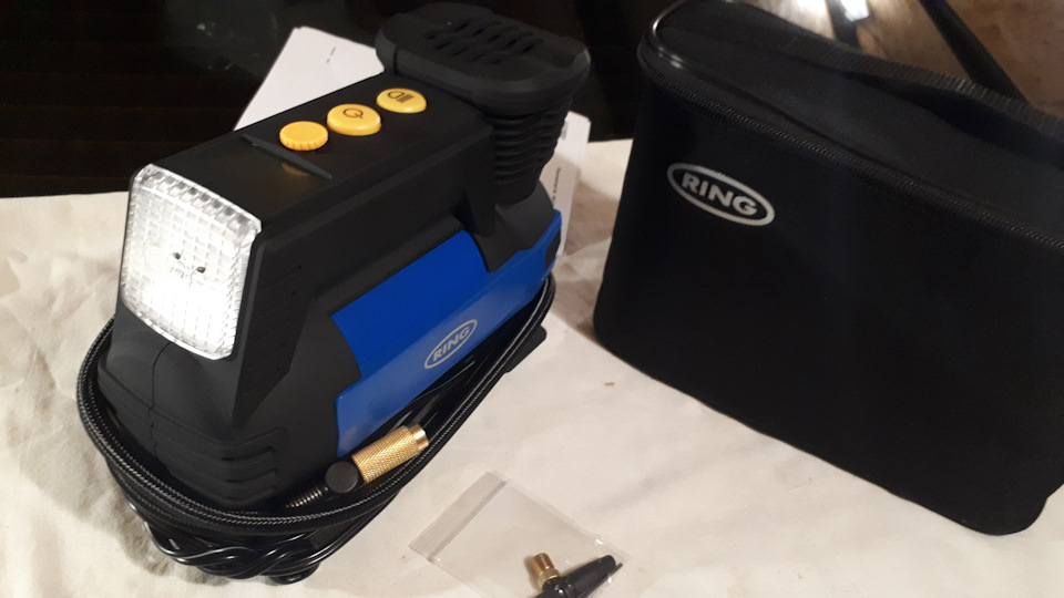 Автокомпресор RING RAC820. 5