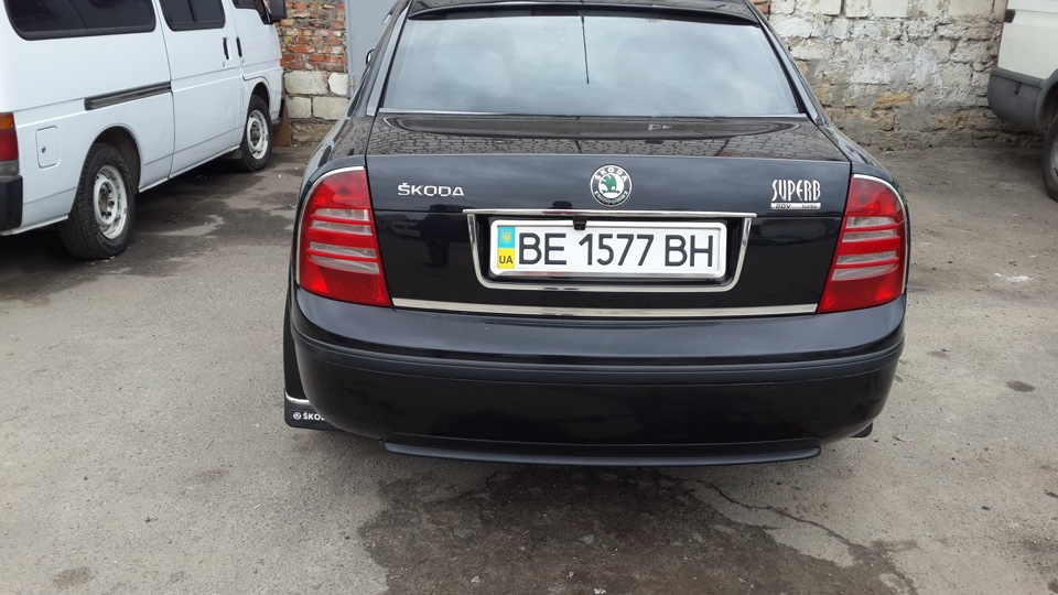 Накладка на задній бампер. 2