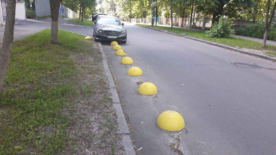 Не помітив півсфери 1