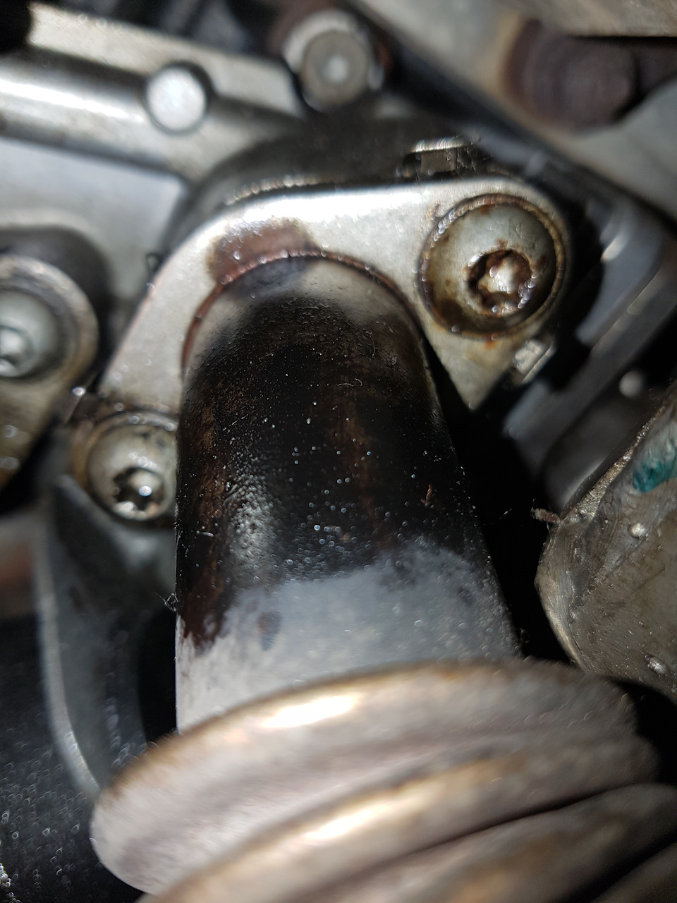 Підтікання EGR 2