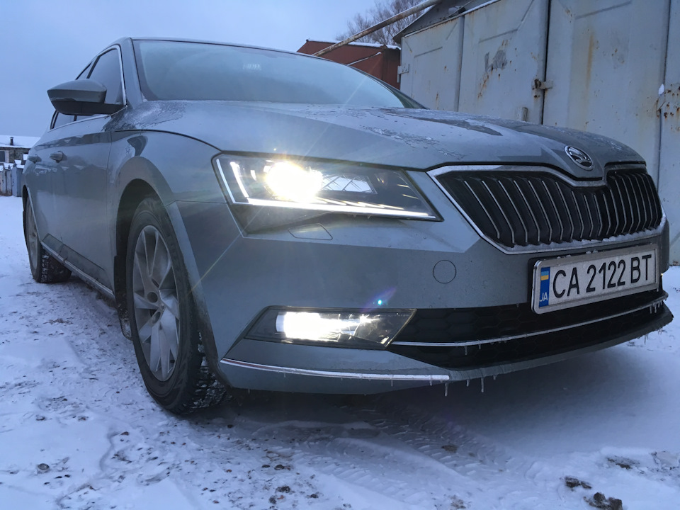 Біле світло ПТФ 1