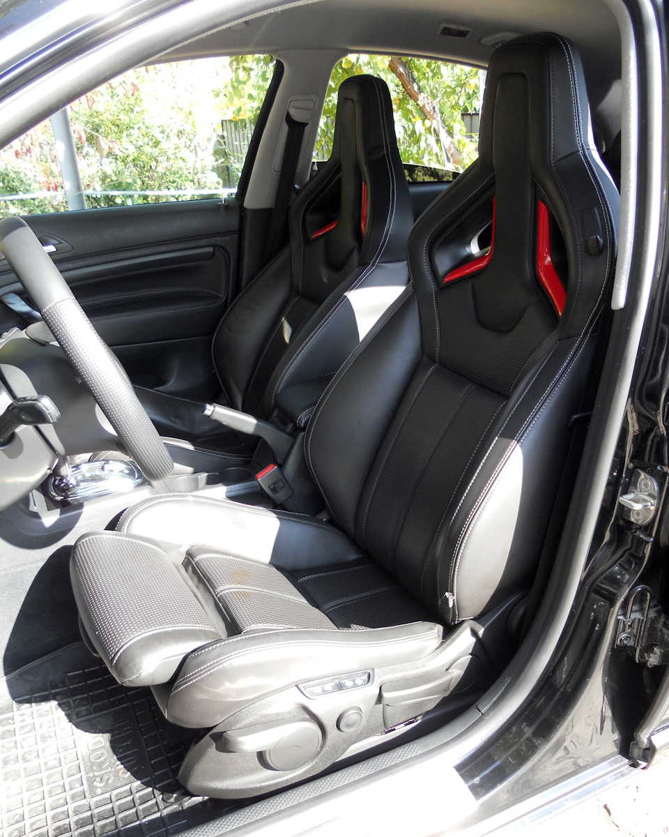 Ремонт та встановлення сидінь Recaro OPC на Skoda Superb. Ч. 2 1