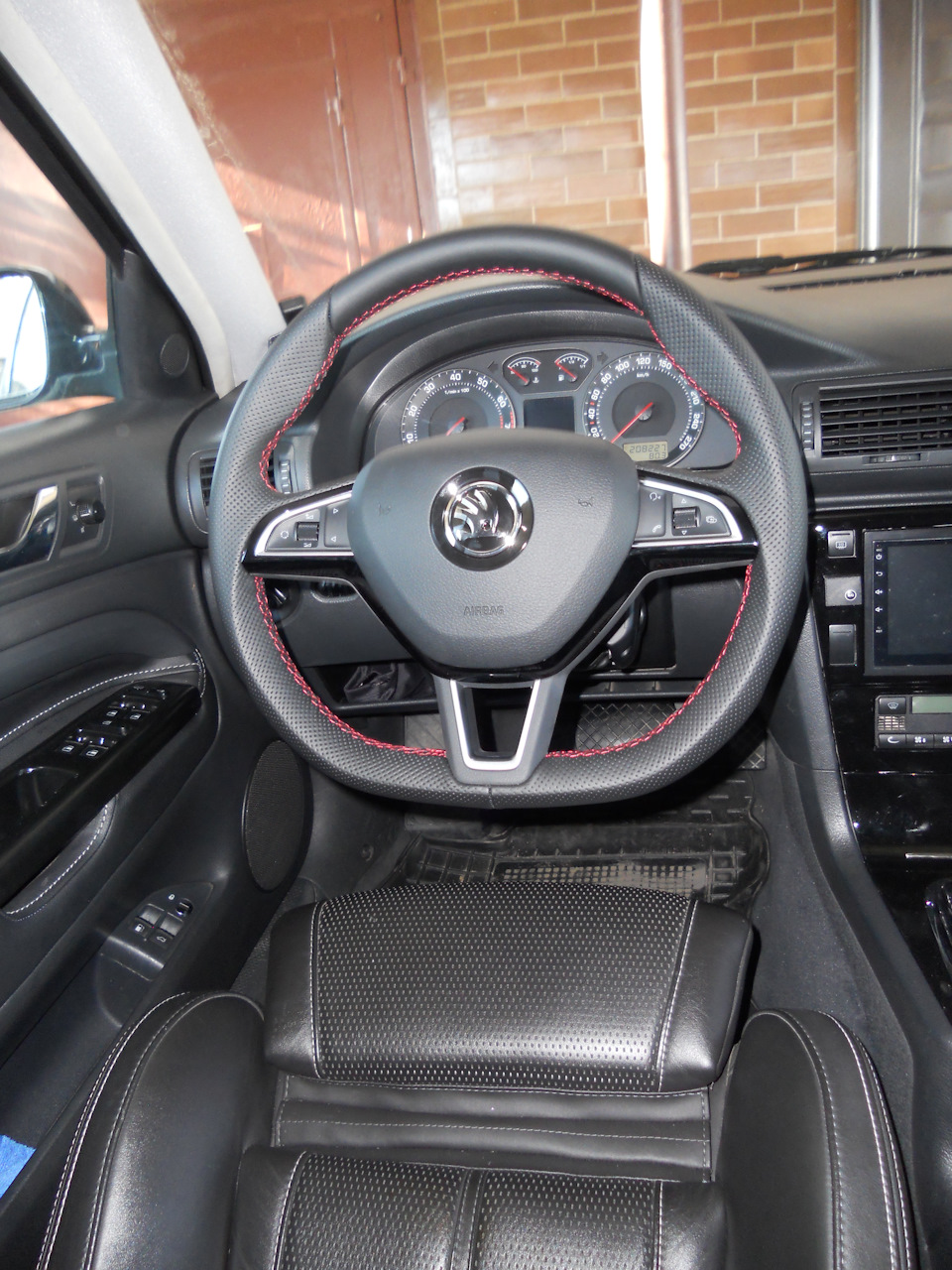 Збулася давня мрія: встановлення трилучевого мультикерма на Skoda Superb І 2