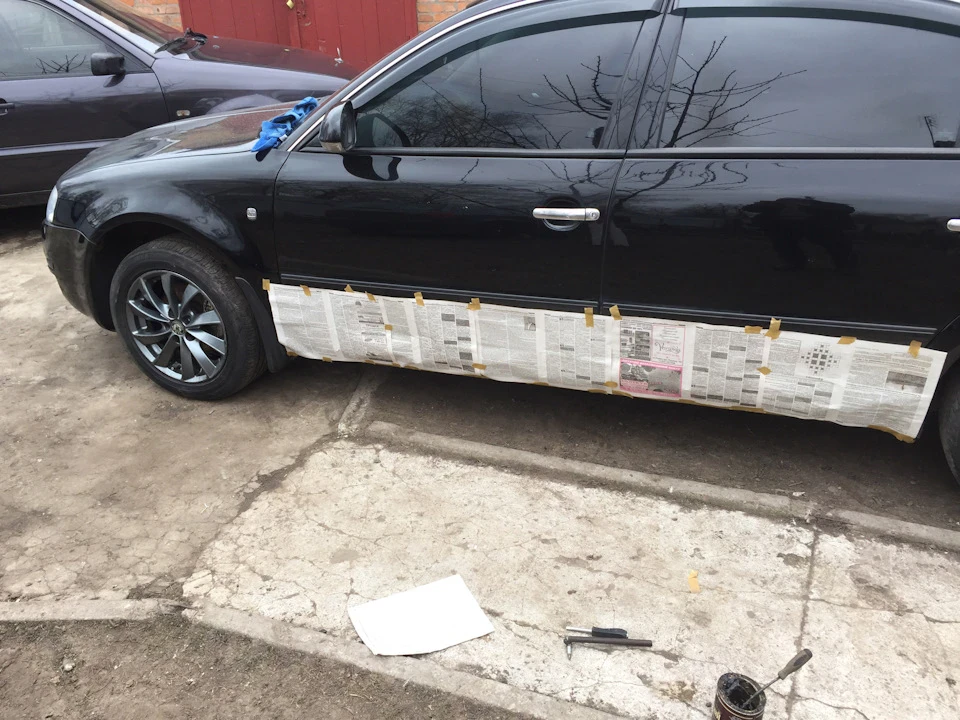 Рідка гума на низ порогів.