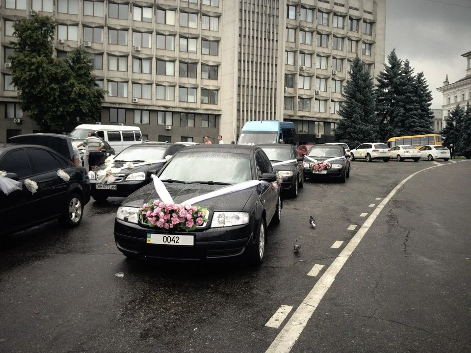 Ах це весілля…