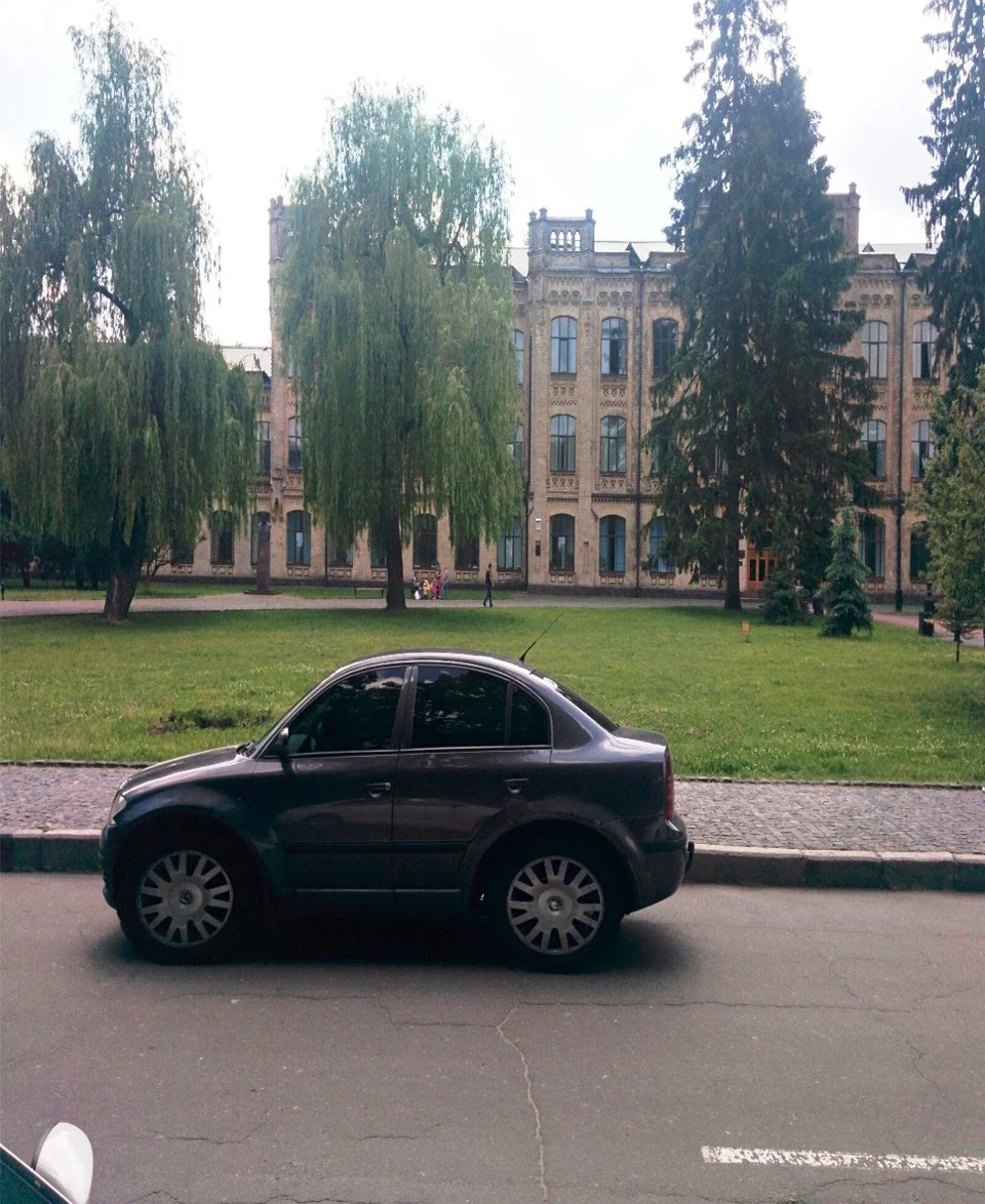 Міні супербік)