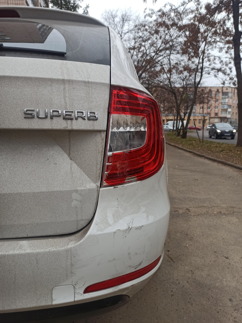 Мала неприємність 1