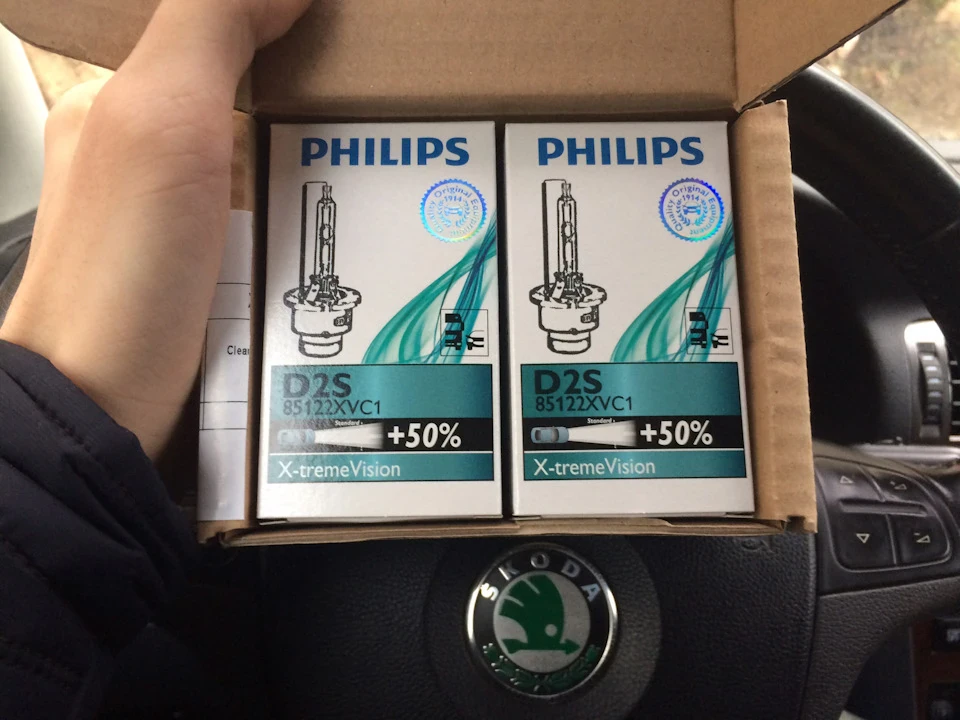 Philips D2S 4800K X-tremeVision +50% (85122XVС1).