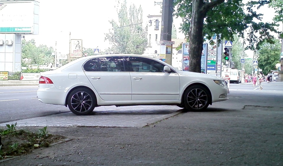 18 Rial Lugano (чорний) 1